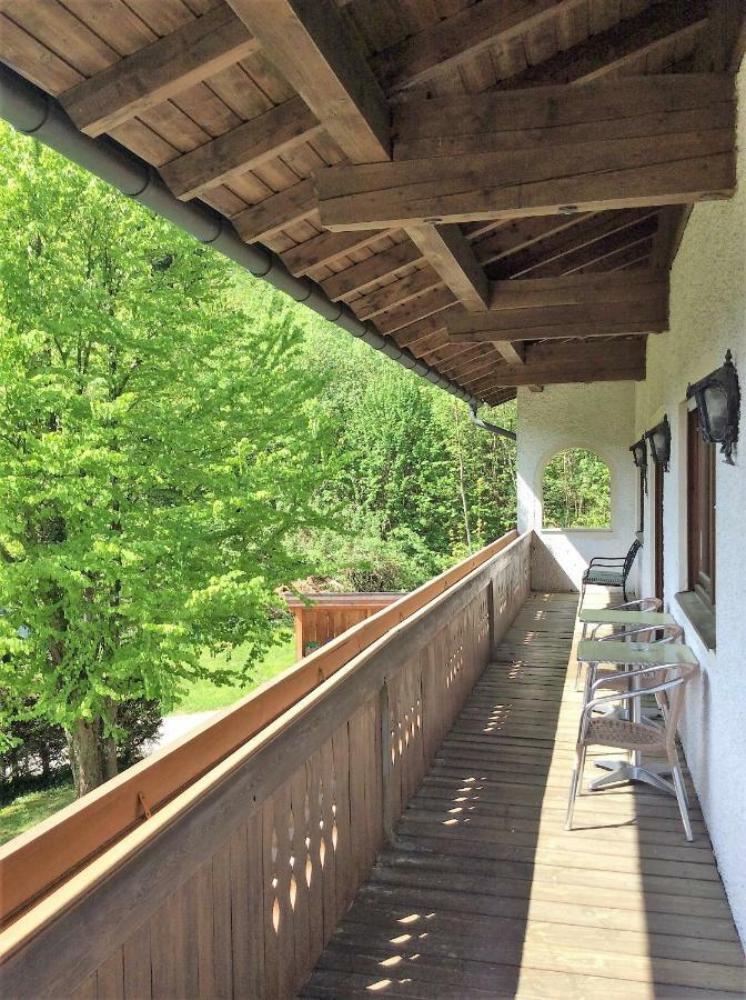 Ferienwohnung Zwischen Mozart und König Ludwig Teisendorf Exterior foto