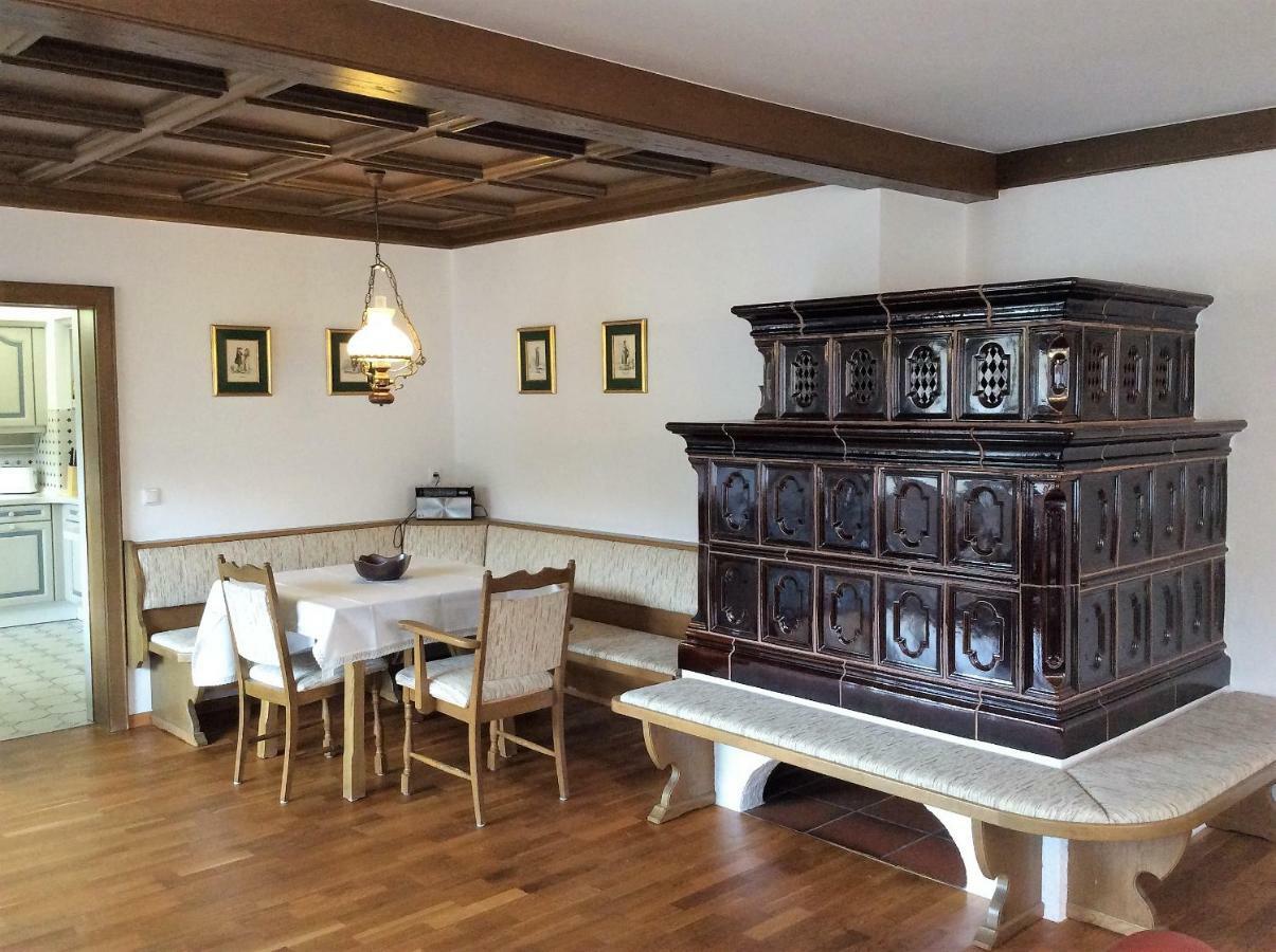 Ferienwohnung Zwischen Mozart und König Ludwig Teisendorf Exterior foto